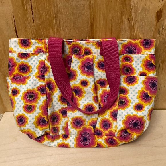 Aeropostale Handbags - Aeropostale Bright Floral Tote